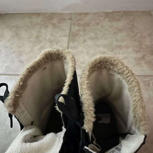 Sorel Women's size 7 navy winter boots - Picture 6 of 6